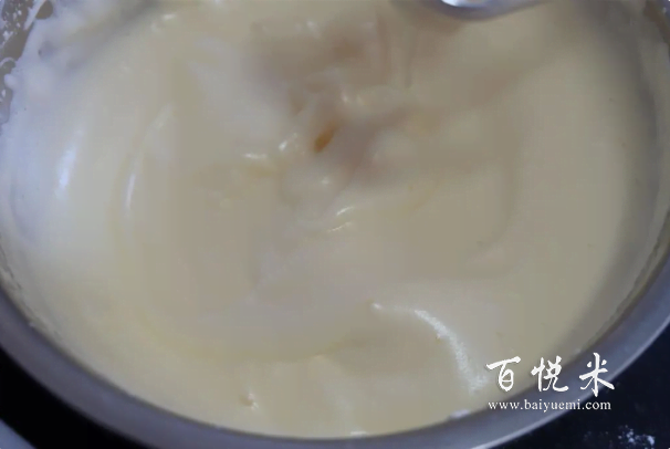 只用雞蛋和面粉做的無水脆皮蛋糕，快來試試是不是你小時(shí)候的味道